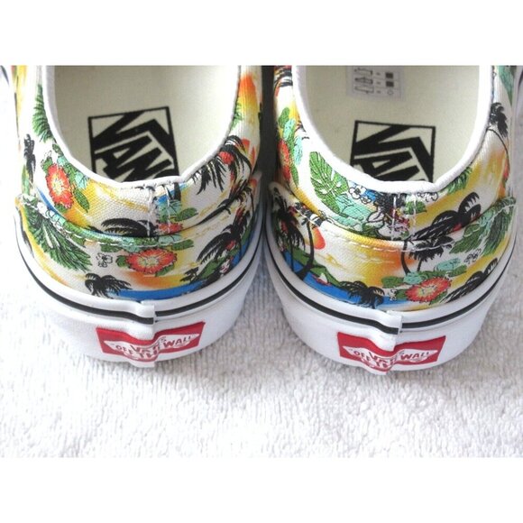 Vans Women's Classic Slip On Aloha Black True White Canvas Shoes Size 6.5 NIB - Picture 5 of 5